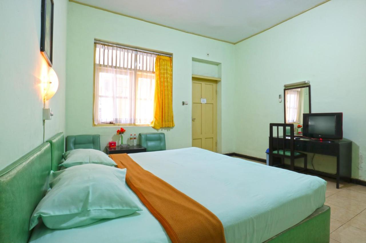 Hotel Camelia Malang Luaran gambar